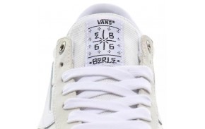 Skate shoes VANS Berle Pro Marshmallow - lacets