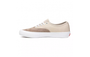 Skate shoes VANS Authentic Pro Rainy Day exterieur