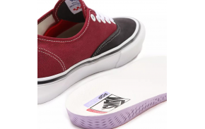 Skate shoes VANS Authentic Pomegranate semelle interne