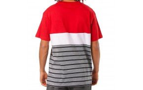 DC SHOES Crew up - Rouge - T-shirt porté de dos