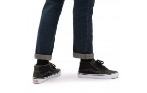 VANS Skate Grosso Mid Shoes - Forest Night - Chaussures de skate - vue porté