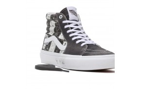 VANS SK8-Hi Daniel Johnston - Noir/Blanc - Chaussures de skate - vue de face