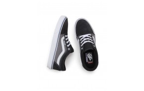 Paire de Skate shoes VANS Chukka Low - Asphalt