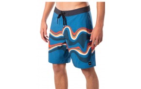 RIP CURL Mirage Owen Swirl - Bleu - Boardshort porté