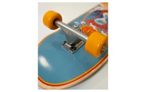 YOW Bliss Surf Cruiser detalle de truck y rueda