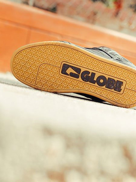 Sole Shoes Globe Tilt